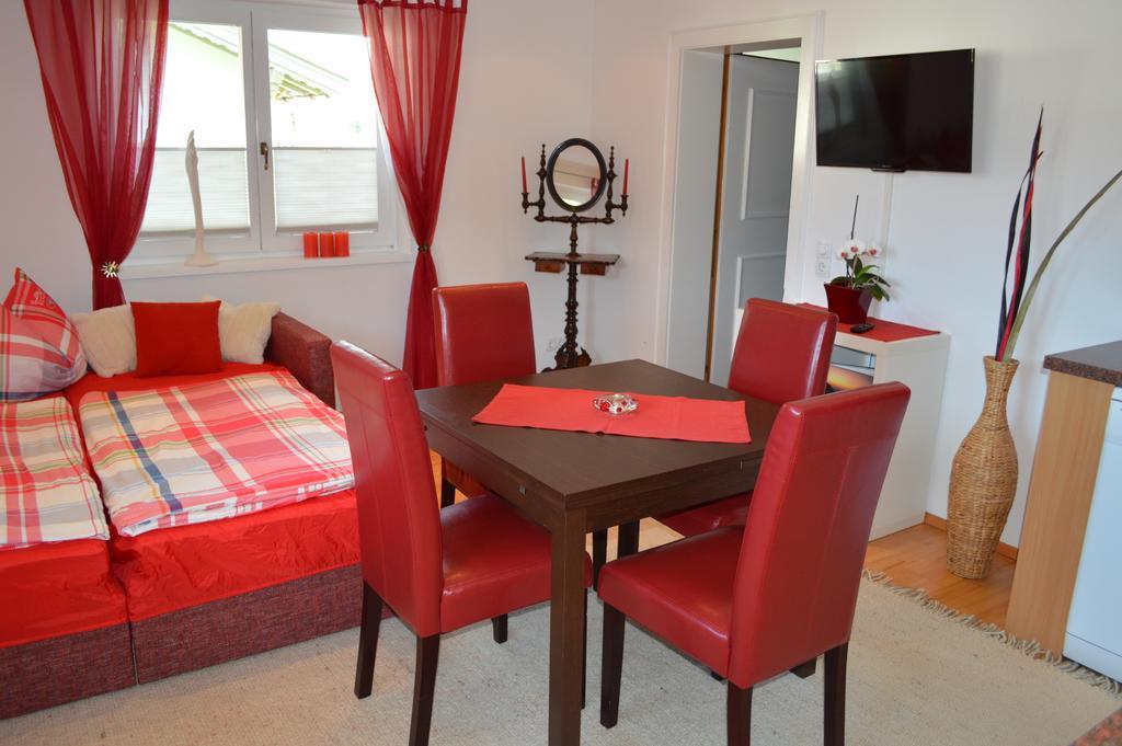 Appartements Strasser Angelika เวสเทนดอร์ฟ ภายนอก รูปภาพ